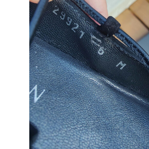 Black suede Ballerina Stuart Weitzman lace up kitten heels sz 6 - Picture 7 of 7